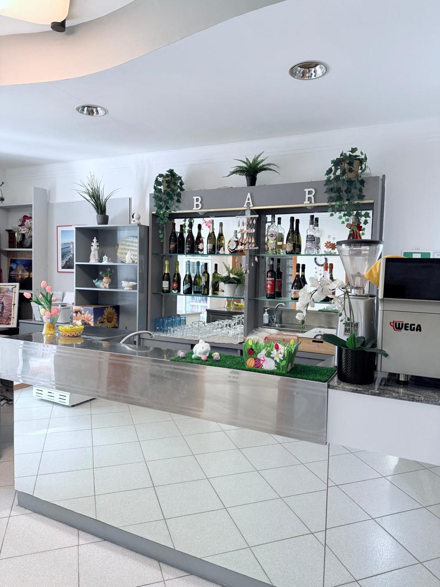Hotel Malibu Mare Римини Экстерьер фото