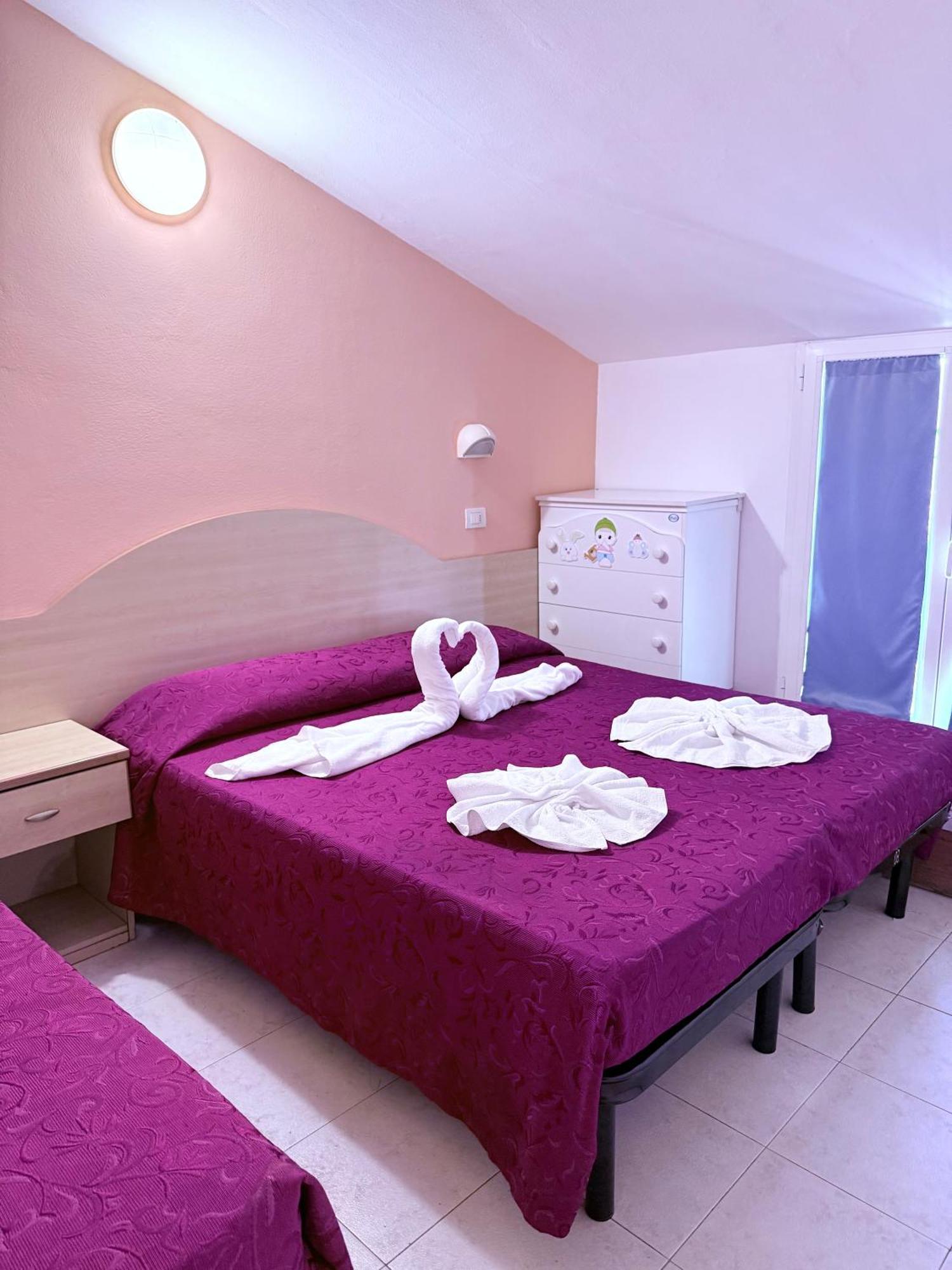 Hotel Malibu Mare Римини Экстерьер фото