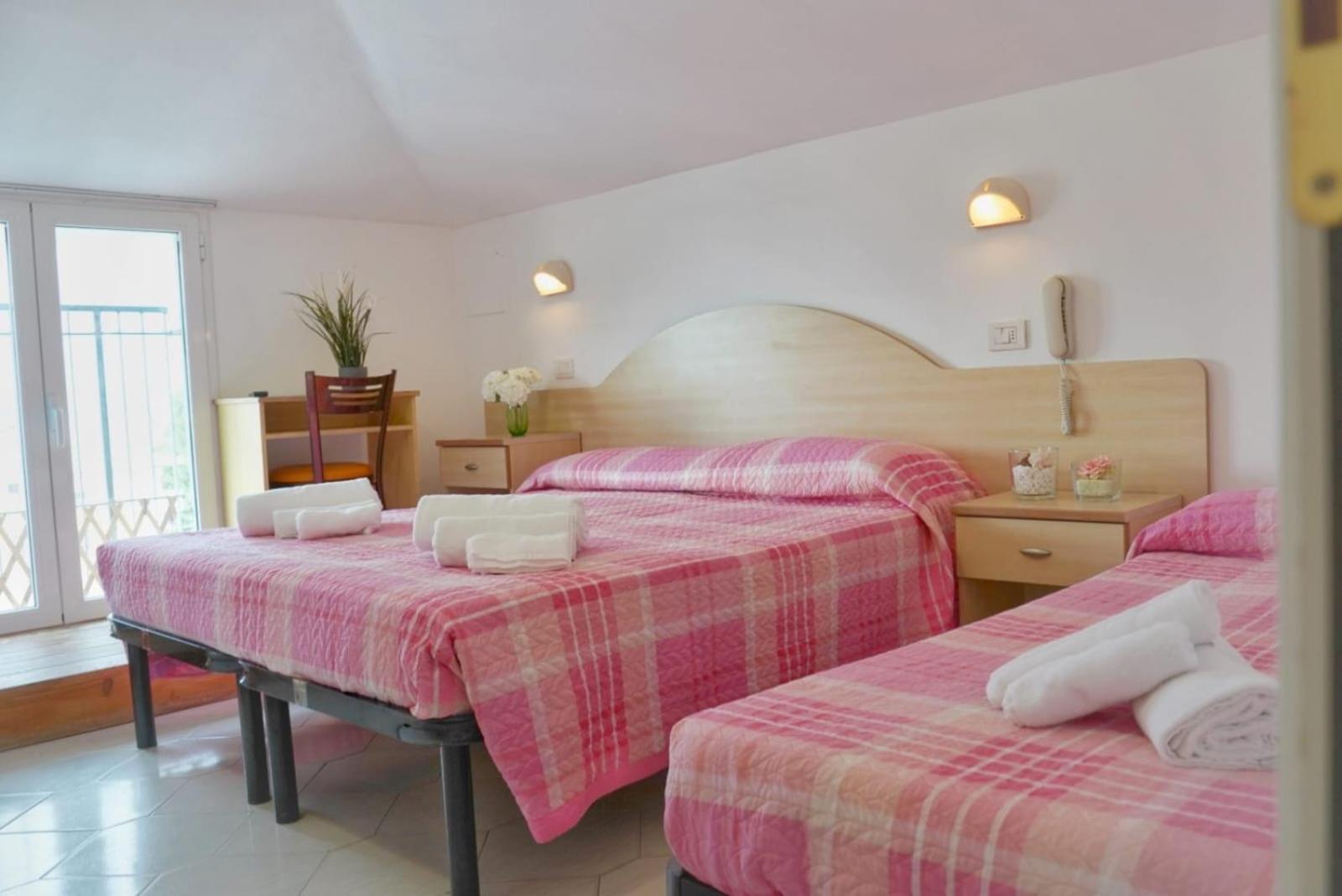 Hotel Malibu Mare Римини Экстерьер фото