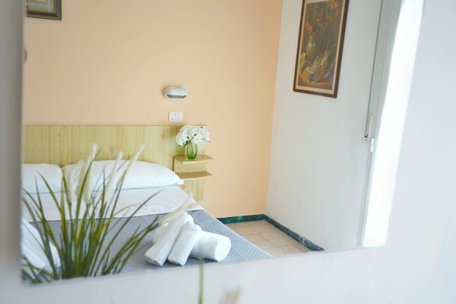 Hotel Malibu Mare Римини Экстерьер фото
