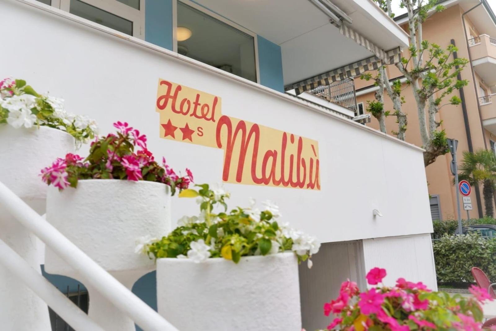 Hotel Malibu Mare Римини Экстерьер фото