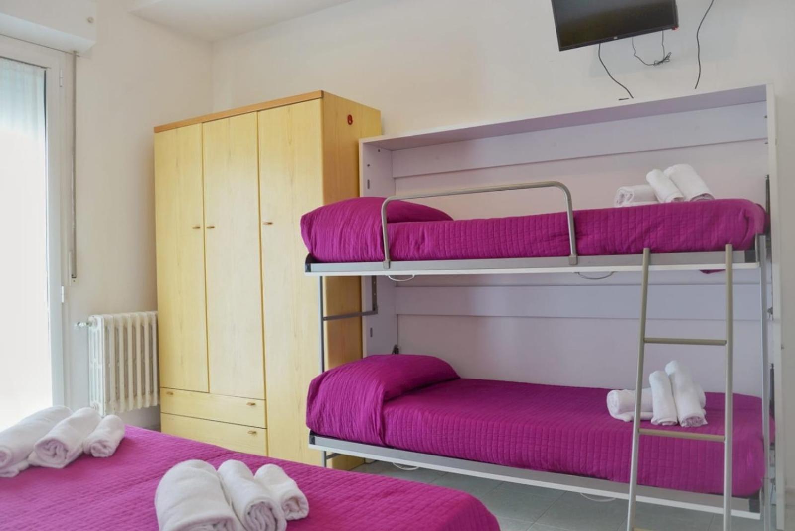 Hotel Malibu Mare Римини Экстерьер фото